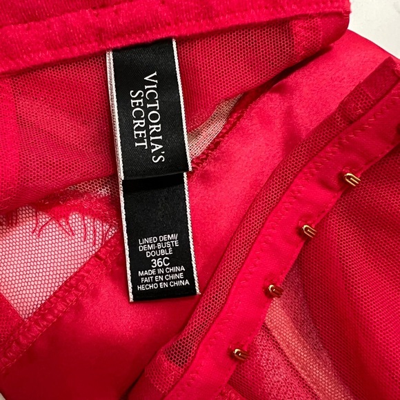 Victoria's Secret Red Lace Bralette with Underwire Support - Picture 16 of 16